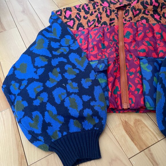 Colourful Leopard-Print Farm Rio Hooded Cropped Puffer Jacket in size Medium - Picture 10 of 14